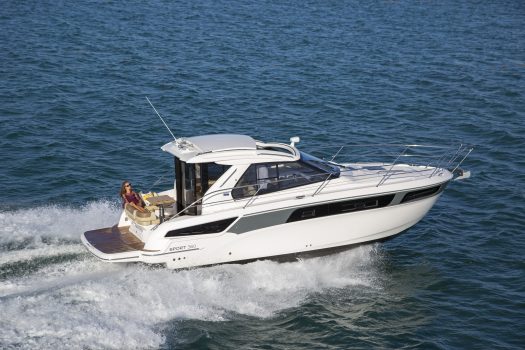 моторная Bavaria S36