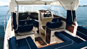 aquador-23-ht-aft-view-22