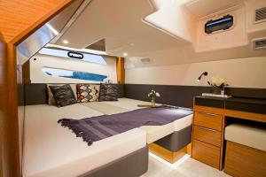 Bavaria Sport 420 in Fort Lauderdale FL